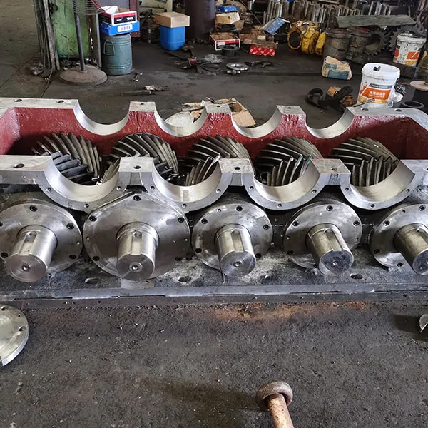 Новость 3 Редукторы нестандартной конструкции, изготовленные по индивидуальному заказу (2)